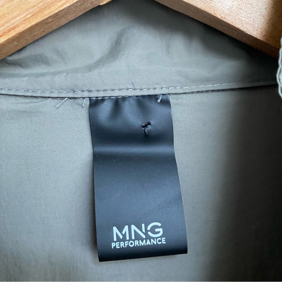MNG Performance Lightweight Jacket - Picture 8 of 14